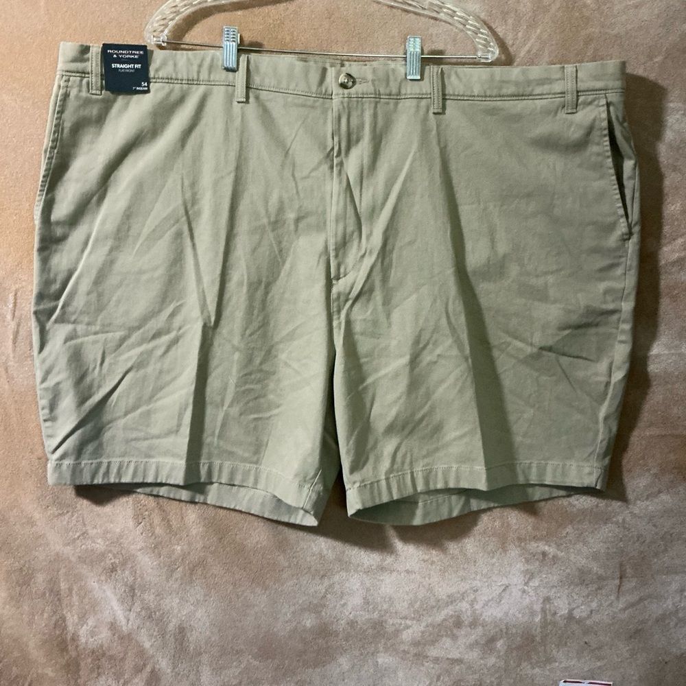 Roundtree & Yorke Men's Khaki Flat‎ Front Shorts size 54